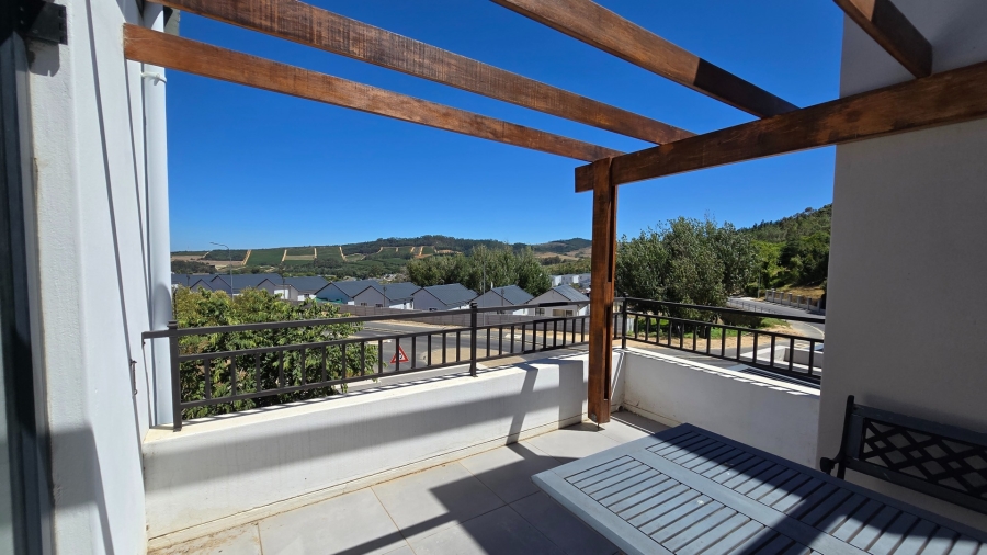 3 Bedroom Property for Sale in La Roche Western Cape